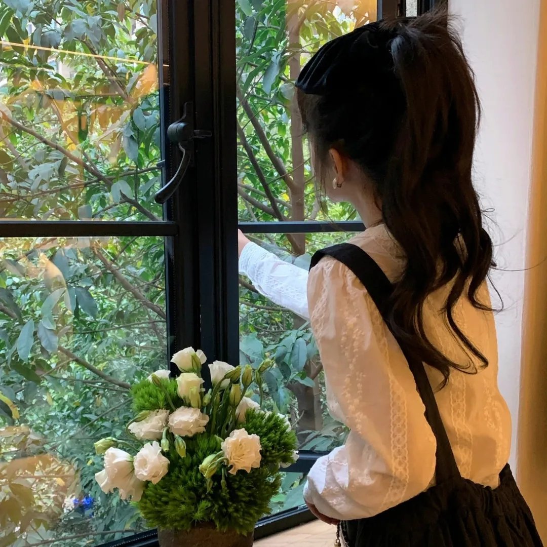 唐娜提拉